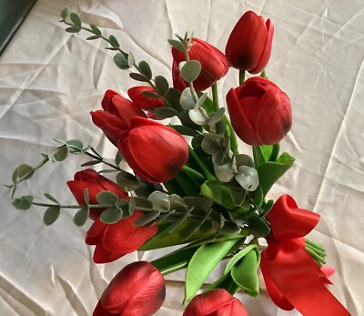 10 stem tulip bridal bouquet you choose color