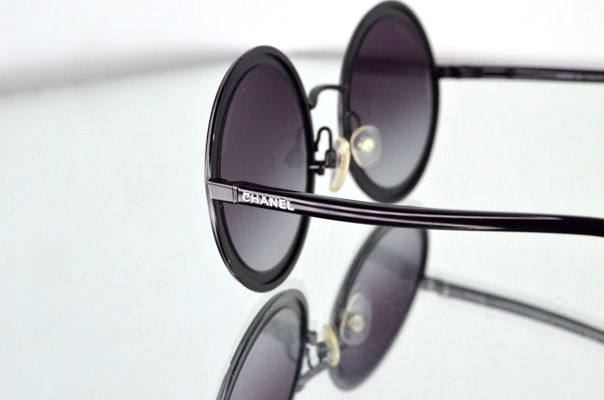 VERY RARE Chanel Round Sunglasses Black/Silver Logo Metal Italy CH