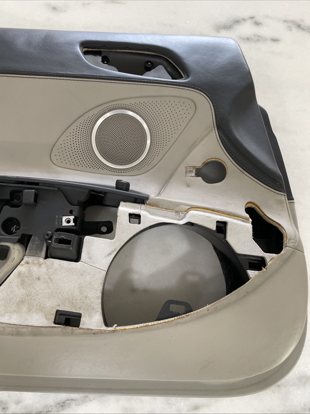 2009- 14 AUDI R8 INTERIOR DRIVER LEFT DOOR PANEL OEM BEIGE AND BLACK