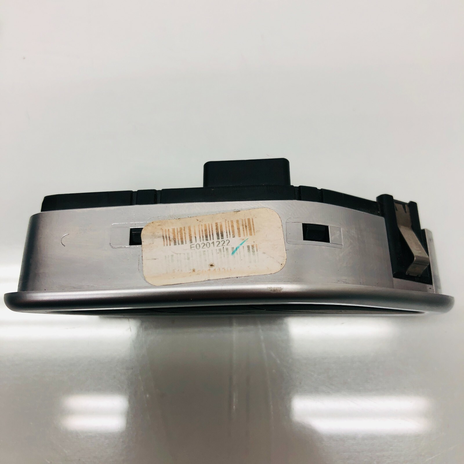 2014 - 2019 Maserati Ghibli Driver Left Front Seat Memory Switch OEM E0201222