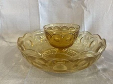 Vintage Amber Coin Glass Chip and Dip Serving Bowl MCM 8 x 4 in -H