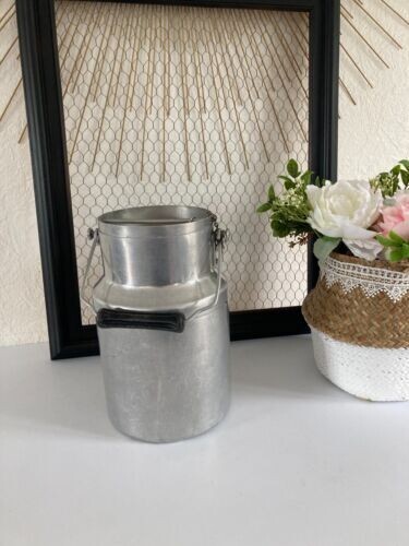 Pot à Lait Ancien Estampillé Le Trèfle - Objet De Décoration Vintage Français - Occasion