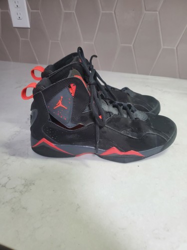 all black true flights