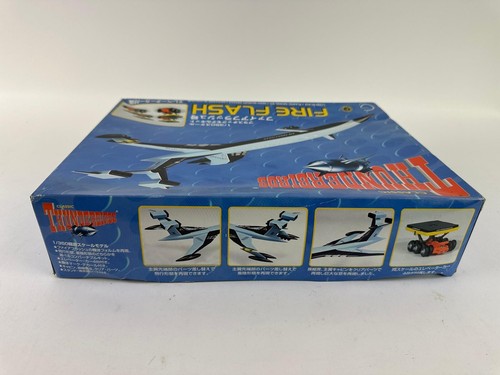 Thunderbirds Classic Fire Flash avec voitures élévatrices 1/350 AOSHIMA Japon - Photo 3/7