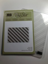 Stampin' Up STYLISH STRIPES Embossing Folder - Brand New