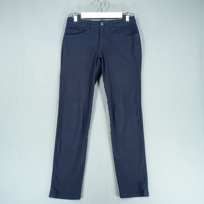 Lululemon Chino Hose Herren 28 dunkelblau Tapered Warpstreme Freizeit Reisehose