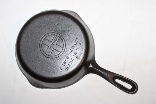 Vintage Wagner Made Griswold #4 7 Inch Cast Iron Skillet Wagwold