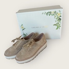 Chelsea and Violet IRENA Sz 8.5 Suede W/ Gold LacePlatform Oxfords Worn1x W/Box