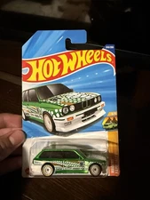 How Wheels Super Treasure Hunt BMW M3 Wagon. Brand new, No creases or damage.