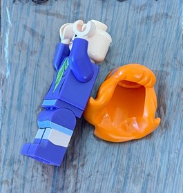 Lego Scooby Doo: Daphne Blake Minifigure 75904 Mystery Mansion