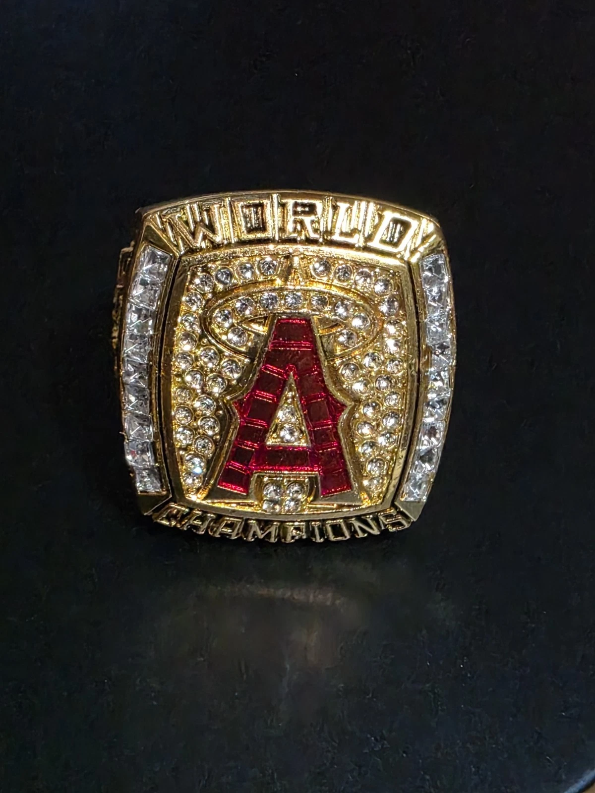 Los Angeles Angels World Series World Champions Ring Gold Tone Red A - thumbnail 4