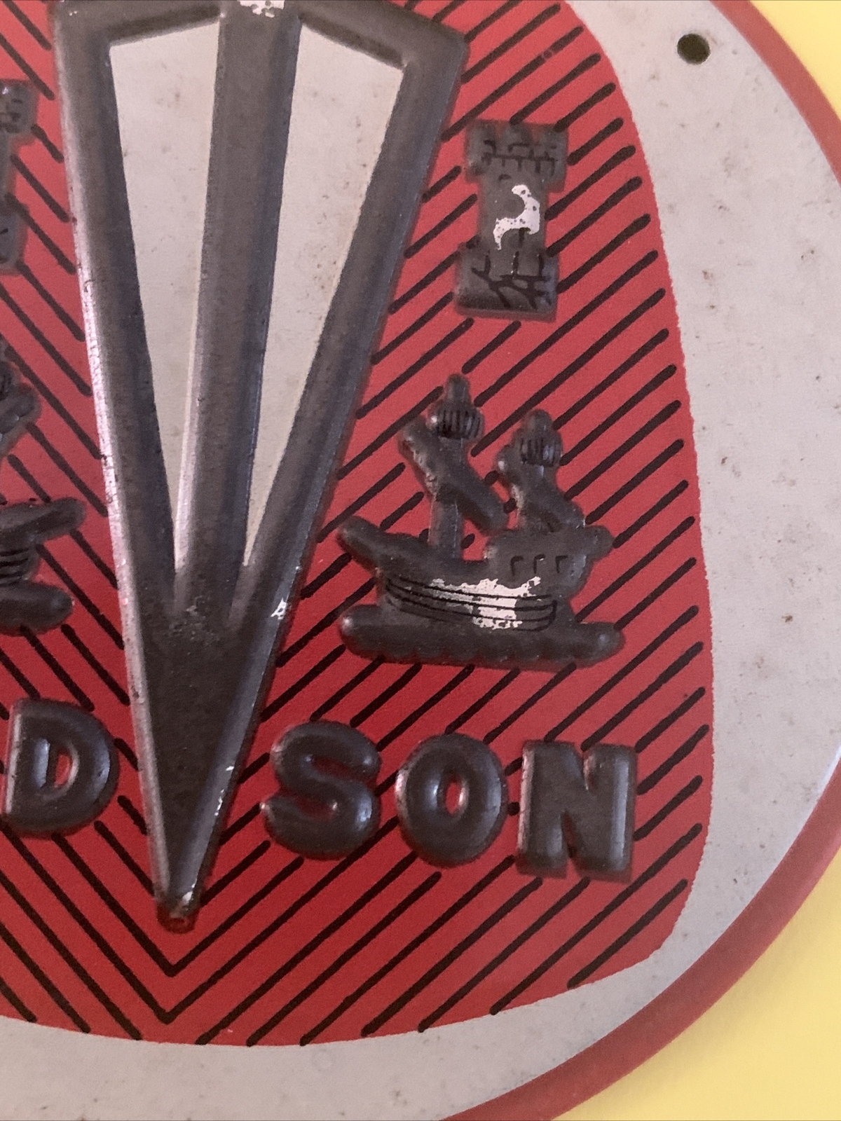 1940s Vintage License plate Topper Vintage Hudson Wheaties GREAT COND