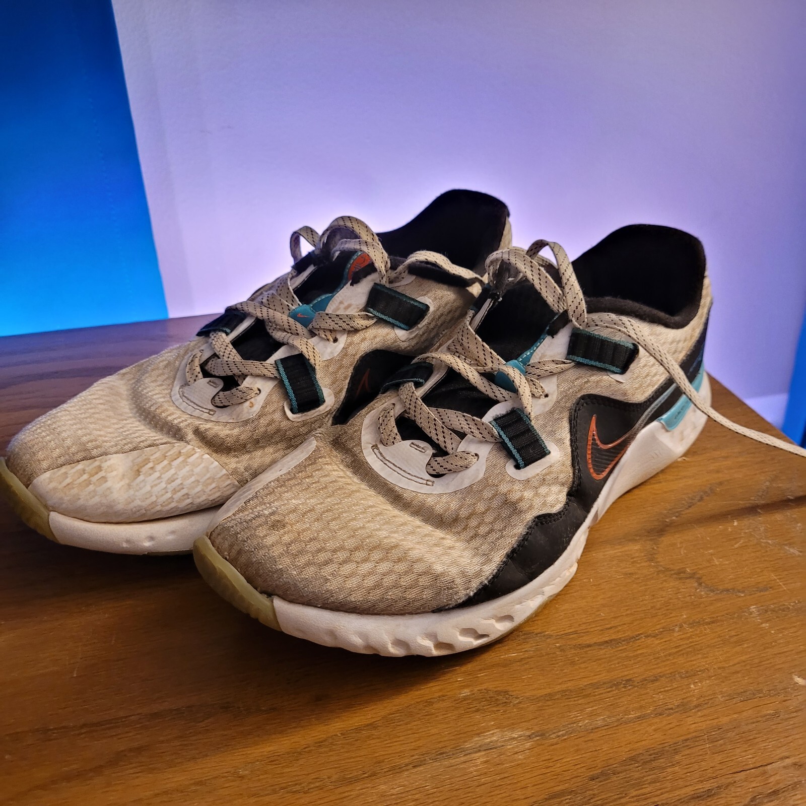 nike renew retaliation tr2