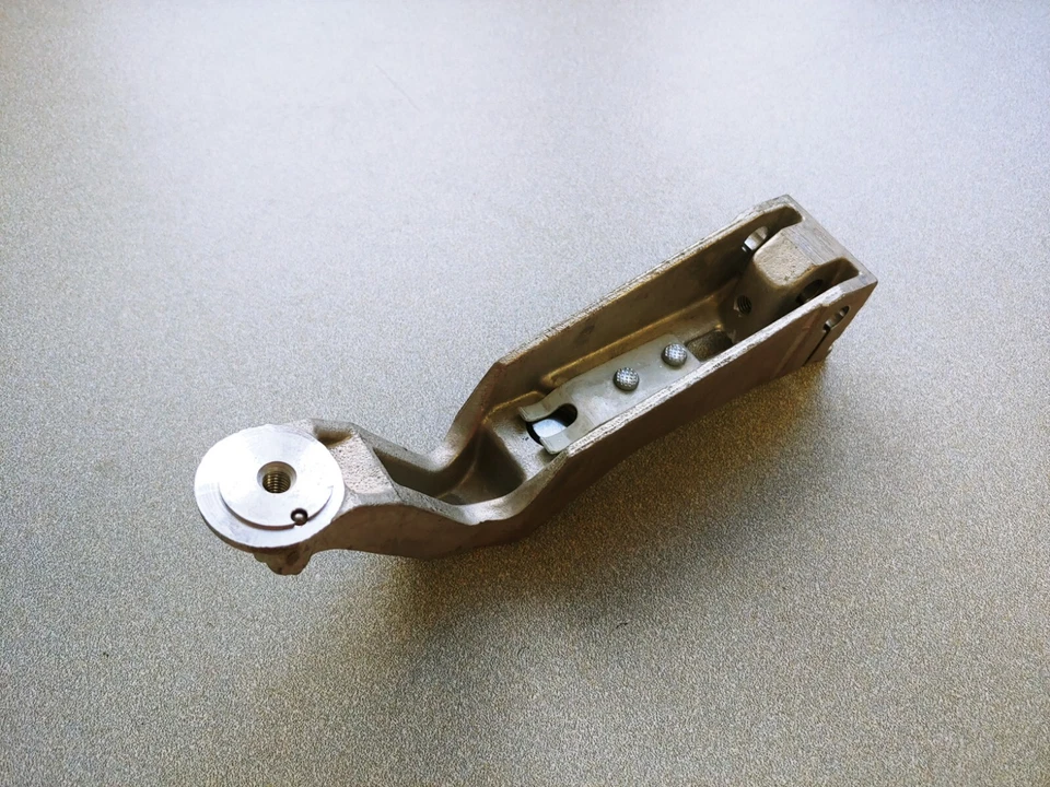 EXCELENTE BRAZO DE FLUJO DE AIRE MASIVO USADO ORIGINAL BOSCH PORSCHE 911 2.7 CIS MAF 1977-83 Foto 3 de 4