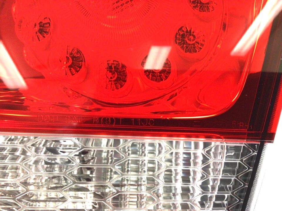 Luz trasera LED interior pasajero derecho Dodge Journey 2011-2020 nueva OEM Foto 3 de 4