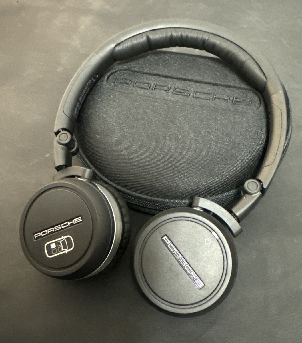 Porsche OEM Sleek Wireless Head Phones With Case 97055831600