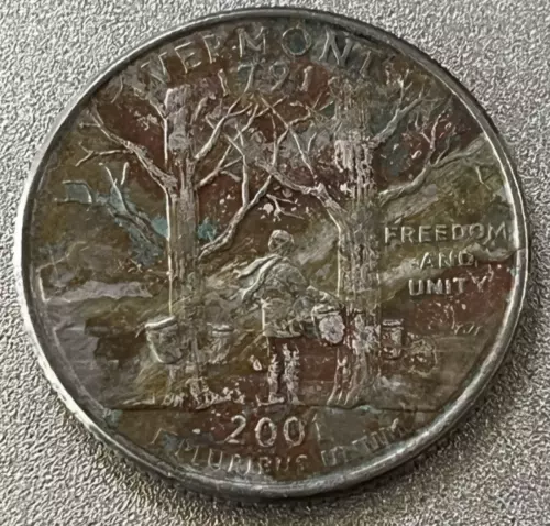2001 D QUARTER - ANNEALING ERROR? TONED COIN. UNIQUE FIND. CIRC.
