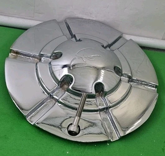 TAPA CENTRAL FALKEN # NC-0080 S209-74 TAPA CENTRAL LLANTAS CROMADAS  Foto 3 de 4