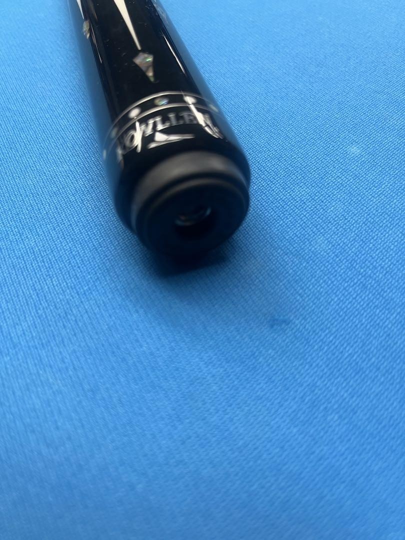 限定品　KONLLEN by J.flowers cue KL-01FB(黒) Limited Edition KONLLEN J.flowers Cue KL-01FB Black Used