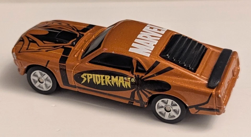 Raro Maisto Spiderman 1970 Ford Boss Mustang 1:64 metálico naranja quemado Marvel Foto 4 de 4