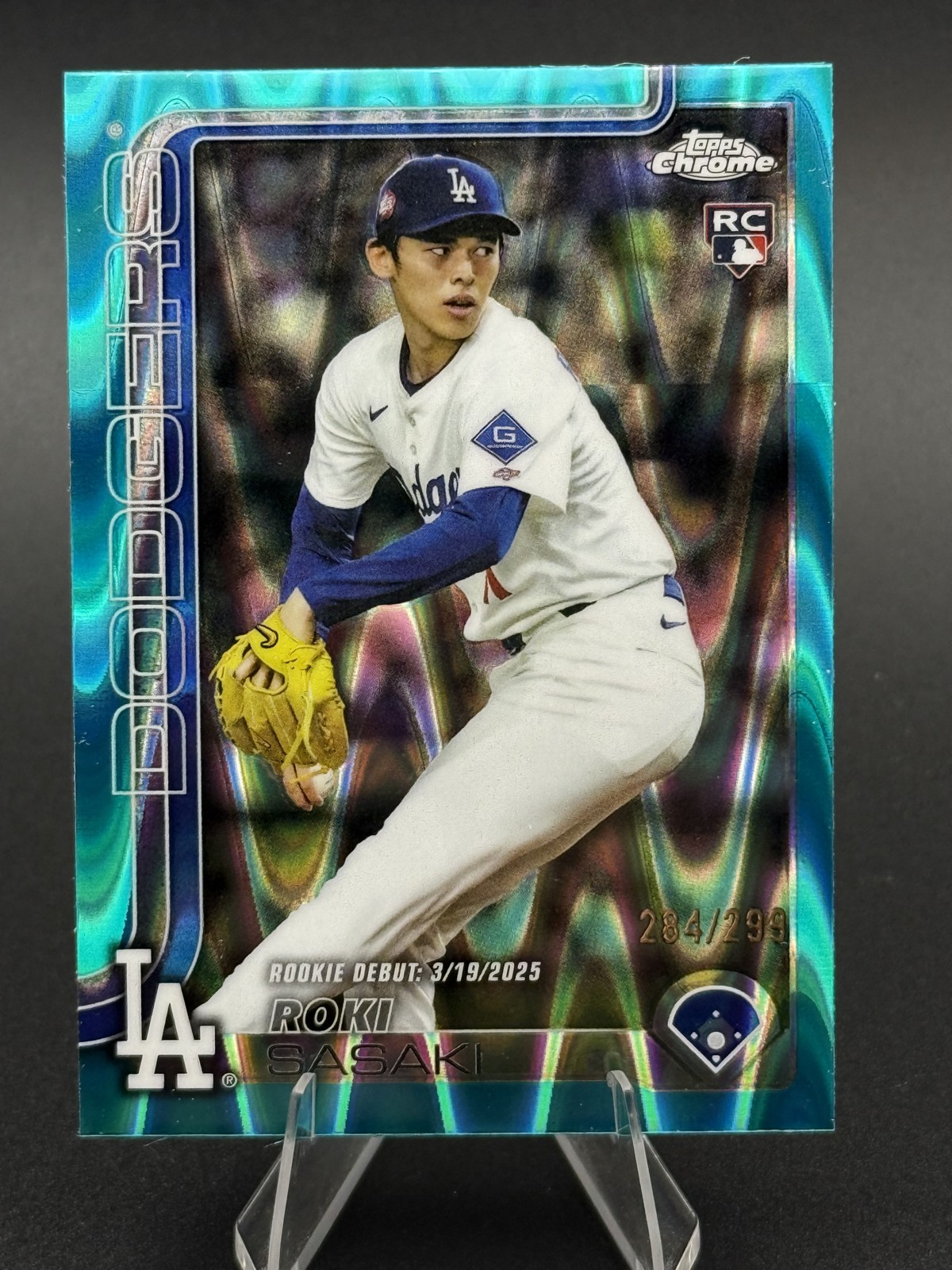 2025 Topps Chrome Update - Rookie Debut Roki Sasaki Teal Raywave Refractor /299