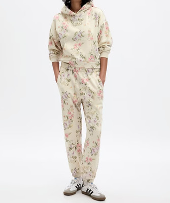 NEW NWT Gap × LoveShackFancy Floral Joggers size M