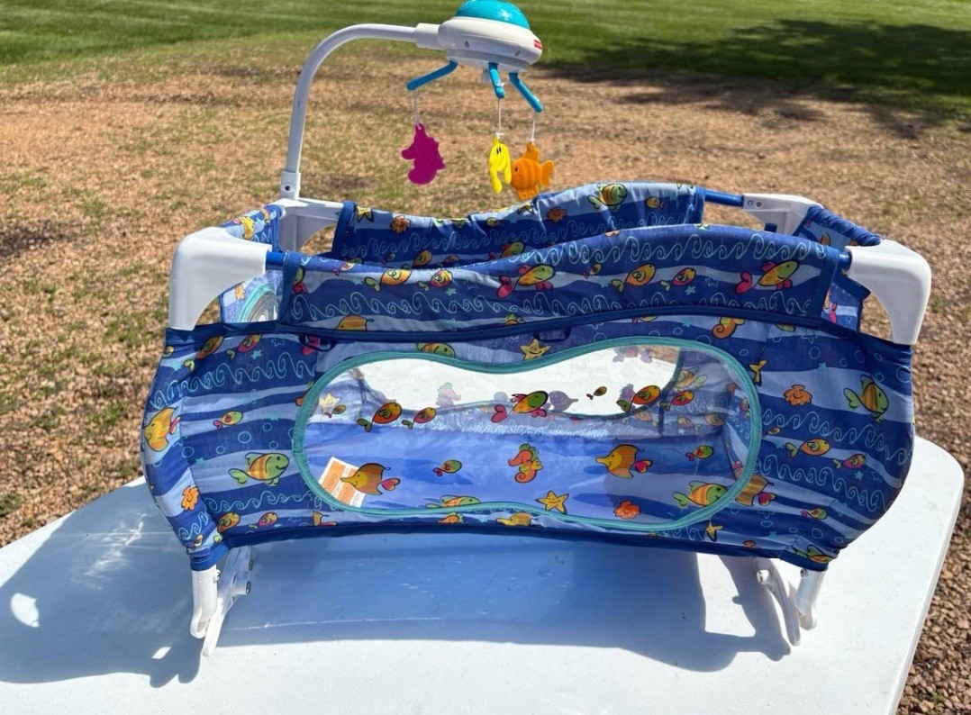Fisher Price Doll Ocean Wonders Cradle Crib