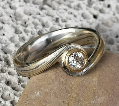 Ring Mokume Gane Brillant 0,5 ct Gelbgold 900 oder Rotgold 585 Palladium Silber