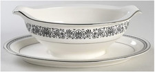 Noritake Gravy Boat with Attached Underplate Prelude