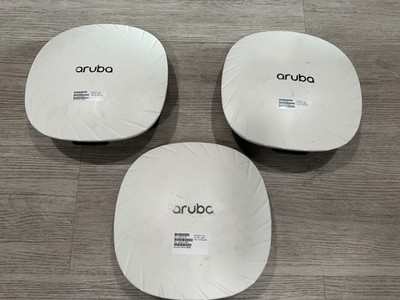 Lot of (3) Aruba AP-555 (US) Wireless Access Point JZ357A W/Bracket