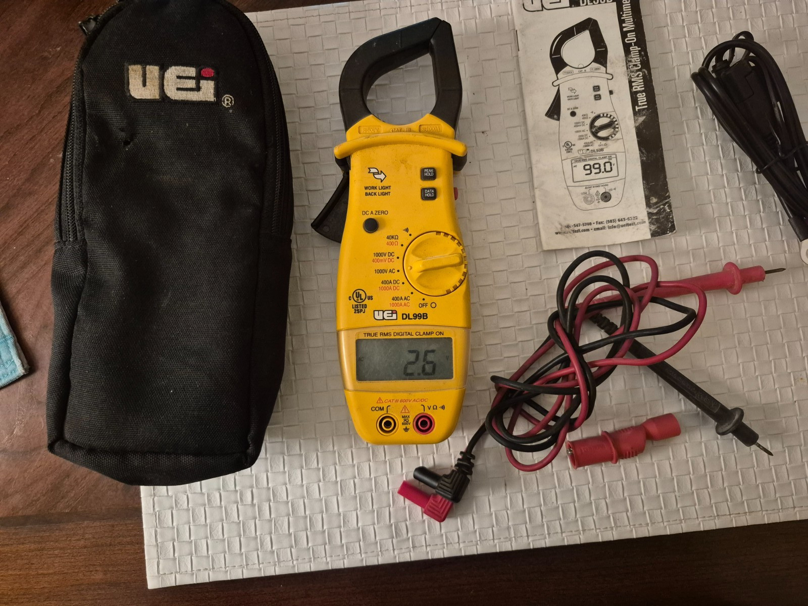UEI DL99B True RMS Digital HVAC Clamp Meter With Case