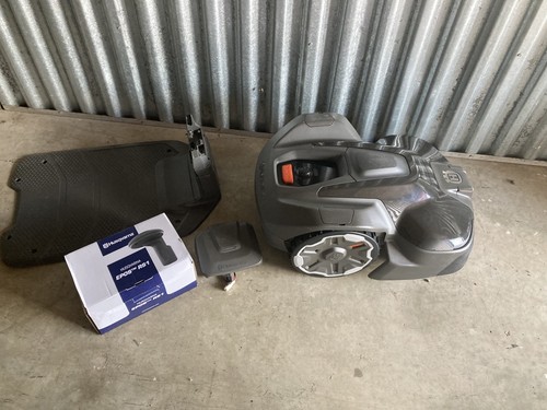 Husqvarna 970727401 Automower 410 iQ 0.5 Acre Electric Robotic Lawn Mower