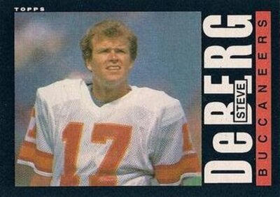 169 Steve DeBerg - Tampa Bay Buccaneers - 1985 Topps Football | eBay