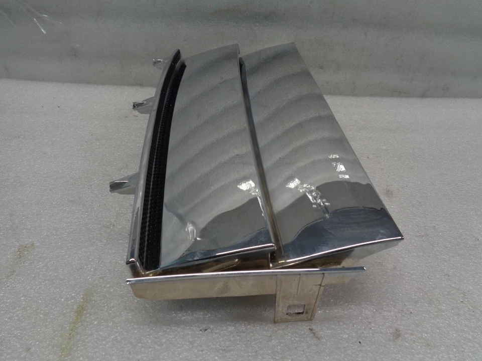 03-05 Land Rover Range Rover Front Left Fender Grille Vent AFTERMARKET AK220520 - Image 3 of 4