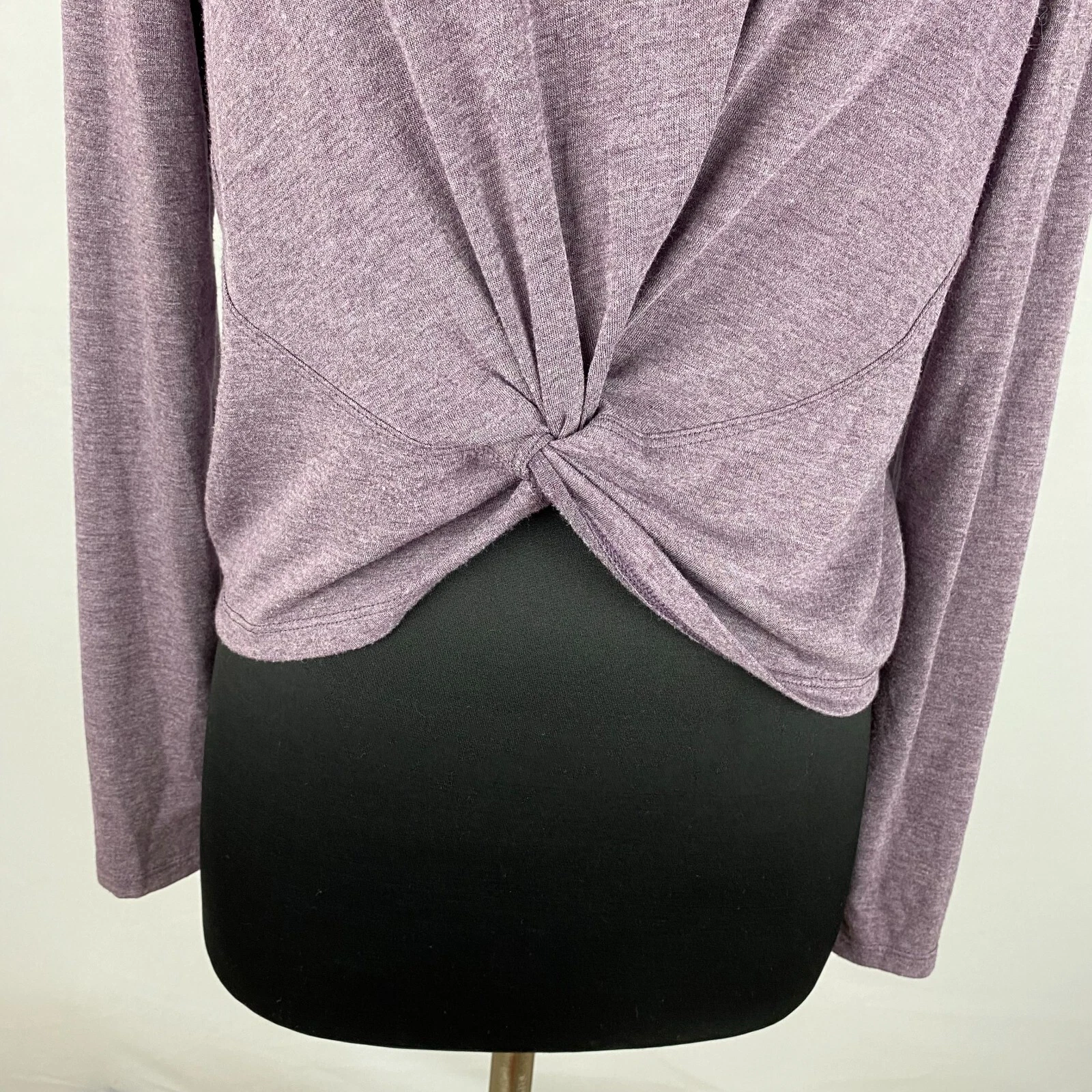 yogalicious knotted front crop long sleeve yoga athleisure lounge shirt