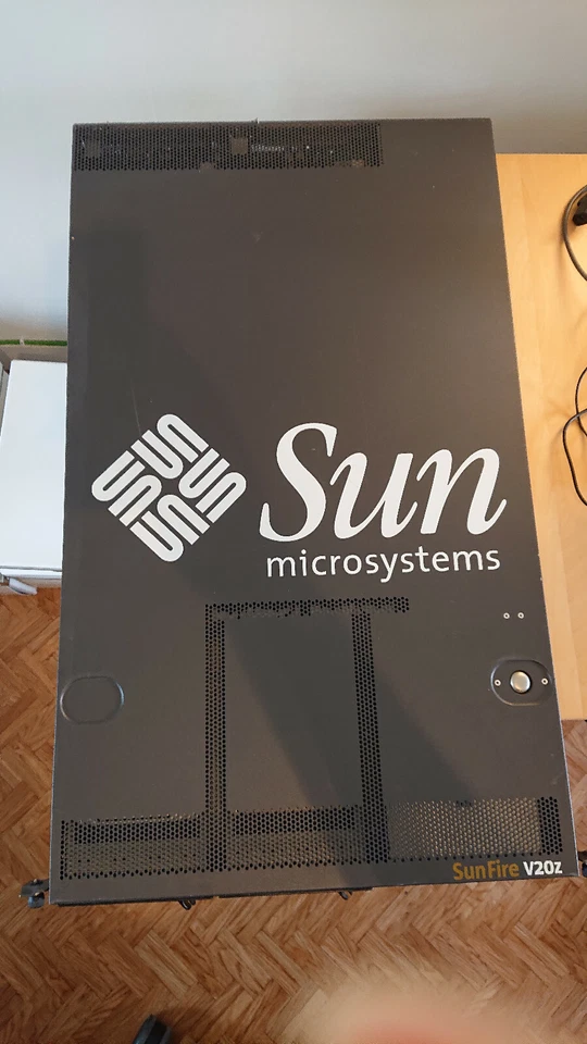Sun Microsystems V20z Server - 2x Opteron 2.6Ghz - 4GB RAM - 2x73GB SCSI 1 - Image 3 of 4