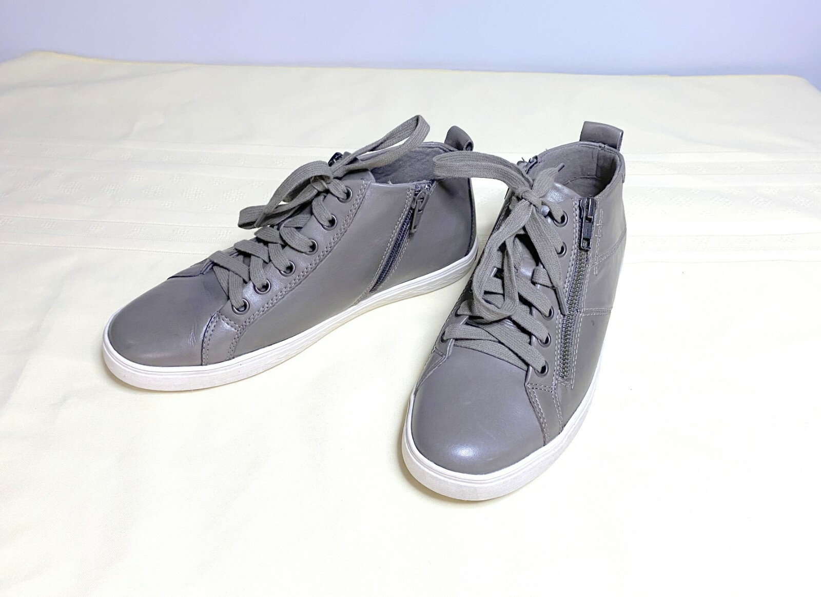 rockport cobb hill willa high top