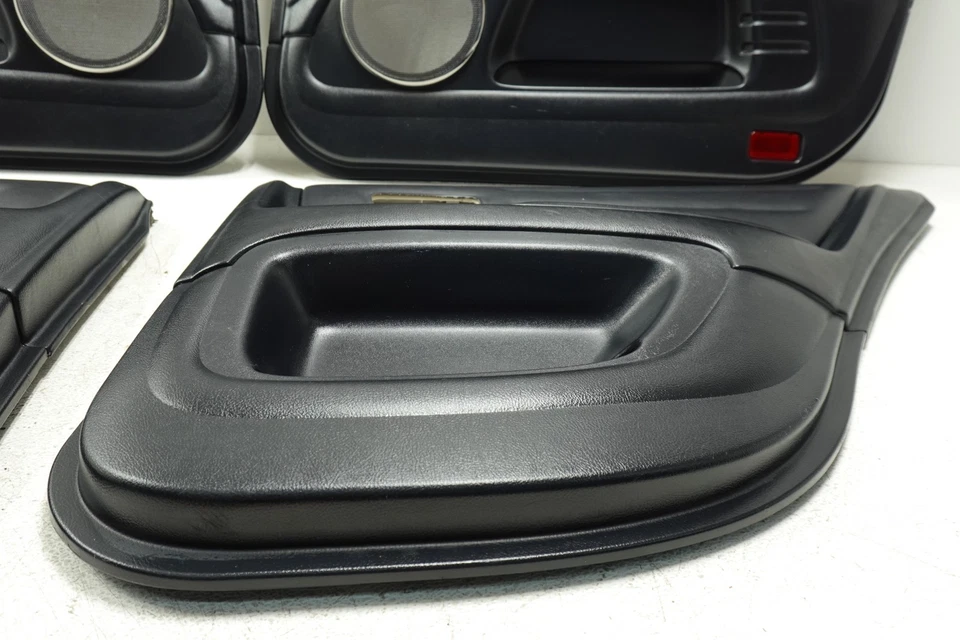 Paneles de puerta de cuero de fábrica delanteros y traseros de cuero negro Lexus IS300 2001-2005 OEM Foto 4 de 4