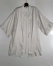 Victoria's Secret Bridal Rhinestone Bride White Short Sleeve Silky Robe Size 0/S