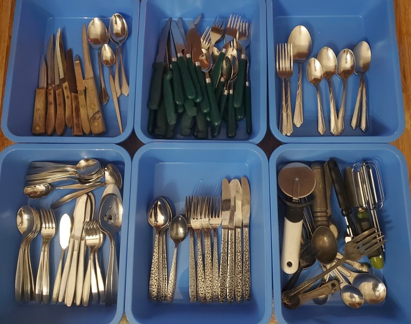 VINTAGE ESTATE SILVERPLATE FLATWARE SILVERWARE MIX LOT 150+PC ROGERS ONEIDA MORE