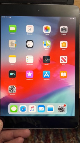 Apple iPad Mini 3rd Generation 7.9 Inch Tablet Wifi 64G space grey