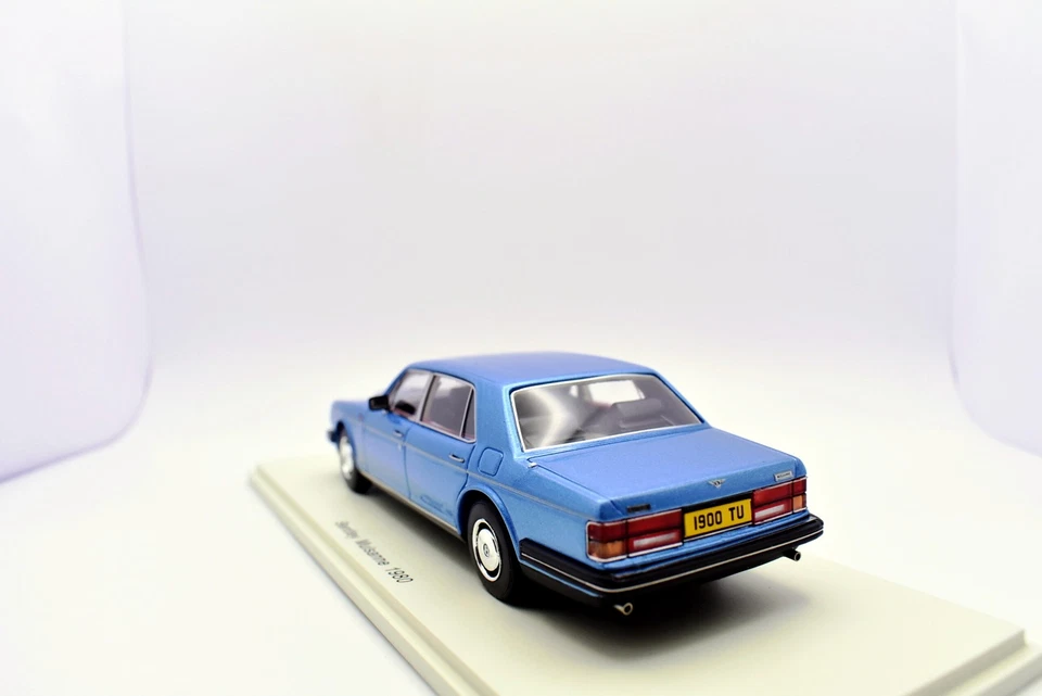 Modellino Auto Scala 1:43 Bentley mulsanne blue Spark modellismo statico car - Immagine 4 di 4