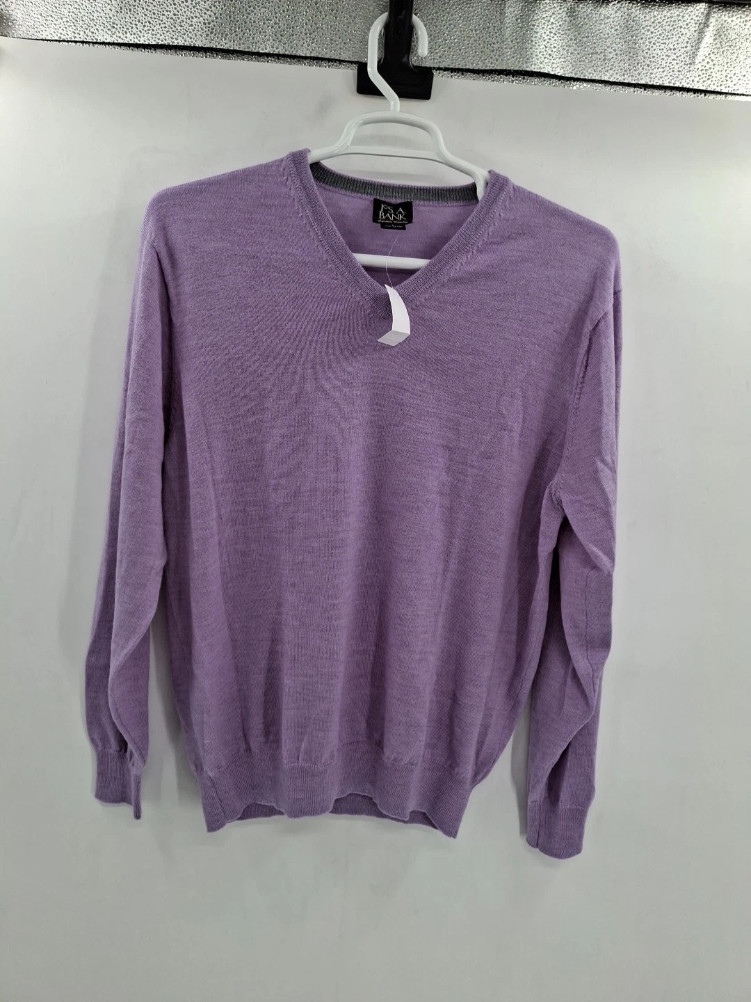 Jos A Bank Signature Collection 100% Wool Mens Large Light Purple V Neck