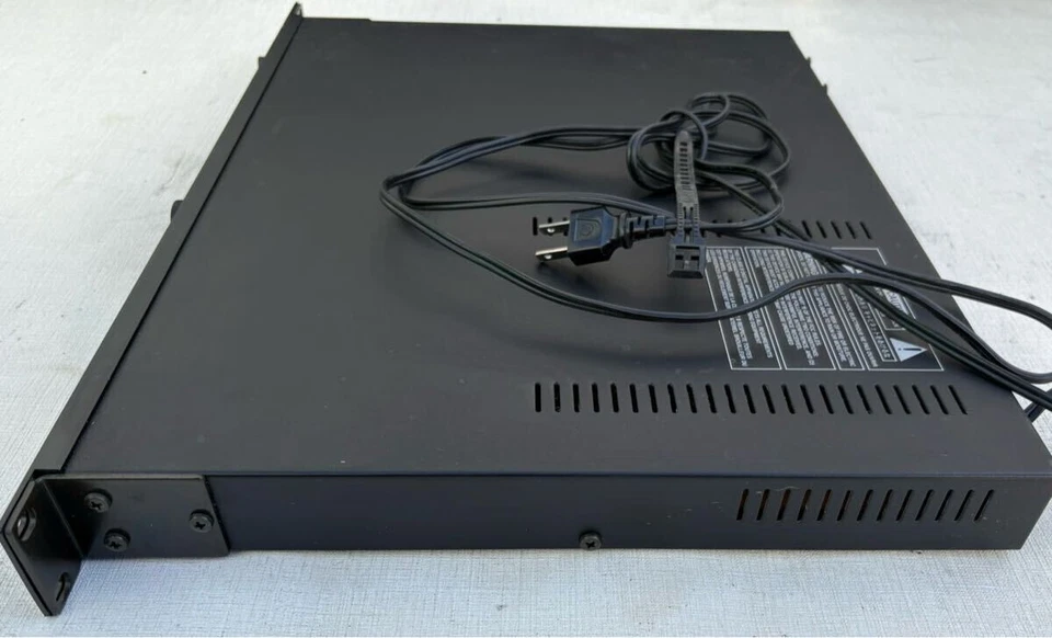 ROLAND SN-700 NOISE HUM ELIMINATOR free shipping - Image 2 of 3