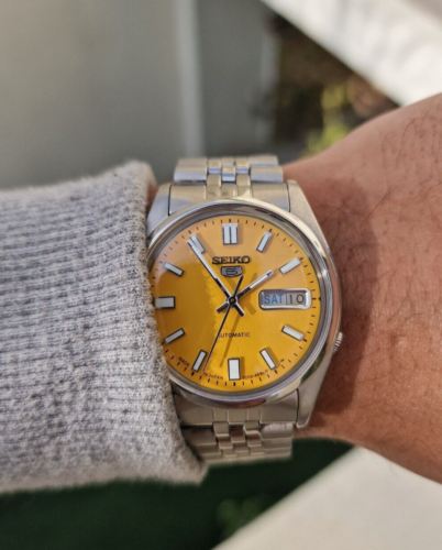 Seiko 5 Automatic Watch Vibrant Yellow 💛 Mens Wear Cal- 7009