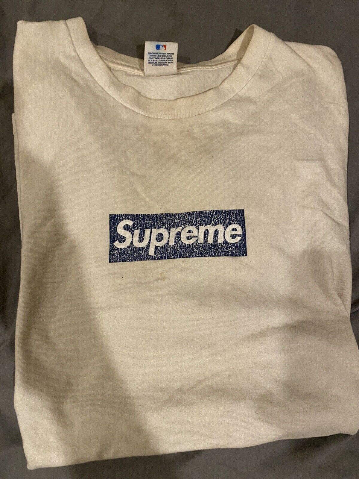 supreme box logo yankees