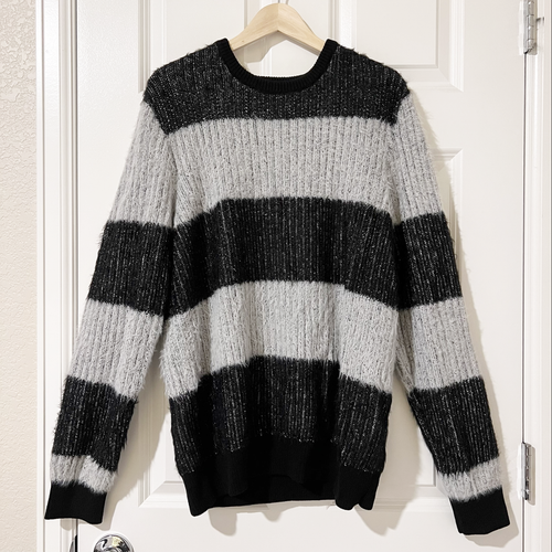 INC Men XS Black/White Fuzzy Stripe 