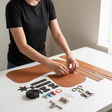 Nieten-Umh&auml;ngetasche mit Anleitung edgyTasche aus Kunstleder weiches Material