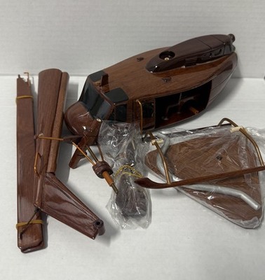 UH1 Huey Gunship Mahogany wood desktop Helicopter model BRAND NEW KIT