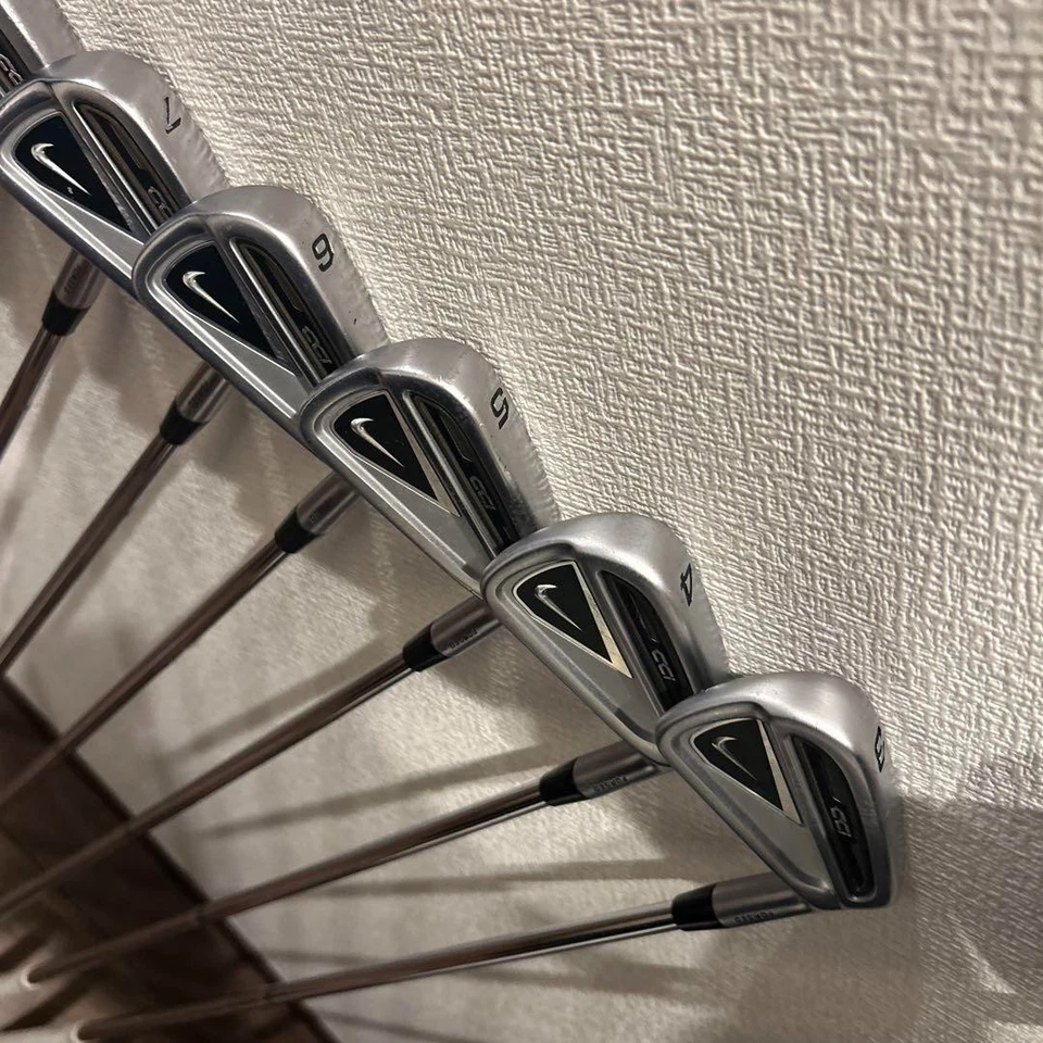 NIKE Club Set 1W 3W 5W 3-9i Pw PT 12 piezas diestro grafito y acero regular para hombre Foto 3 de 4